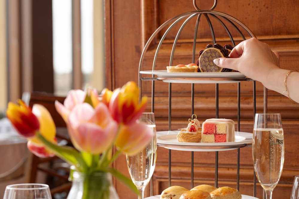 afternoon tea at the old course hotel st andrews